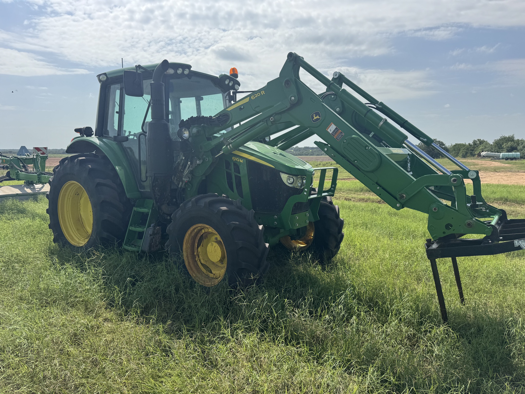 2024 John Deere 6110M Image 5