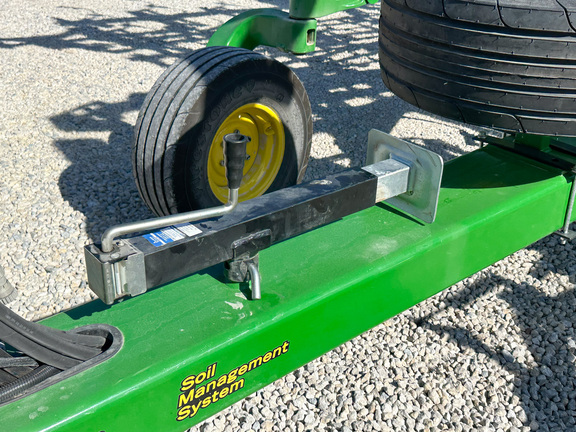 2025 John-Deere 2230FH