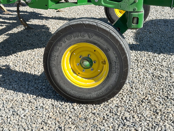 2025 John-Deere 2230FH