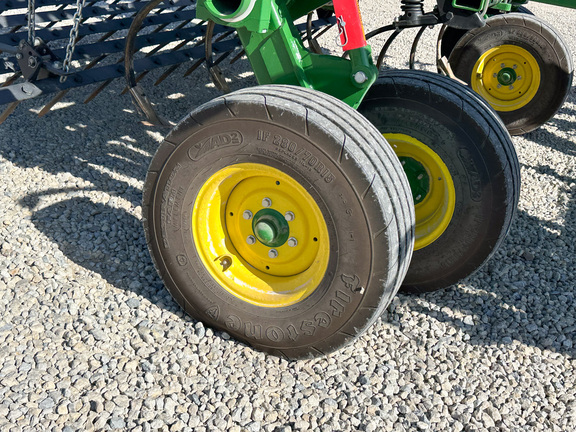 2025 John-Deere 2230FH