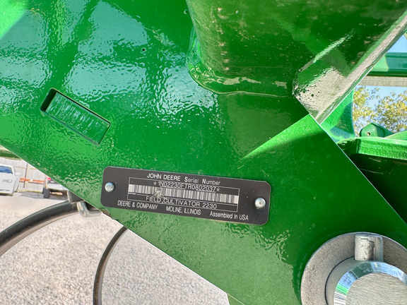 2025 John-Deere 2230FH