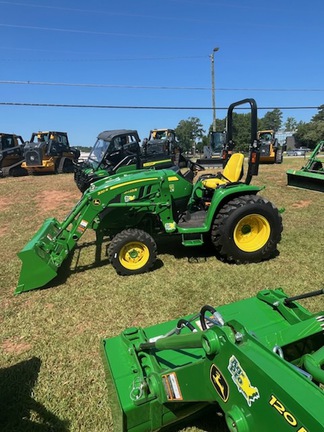 2025 John Deere 3033R