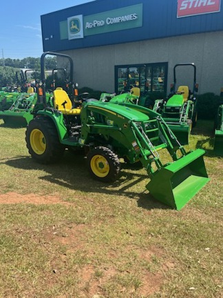 2025 John Deere 3033R