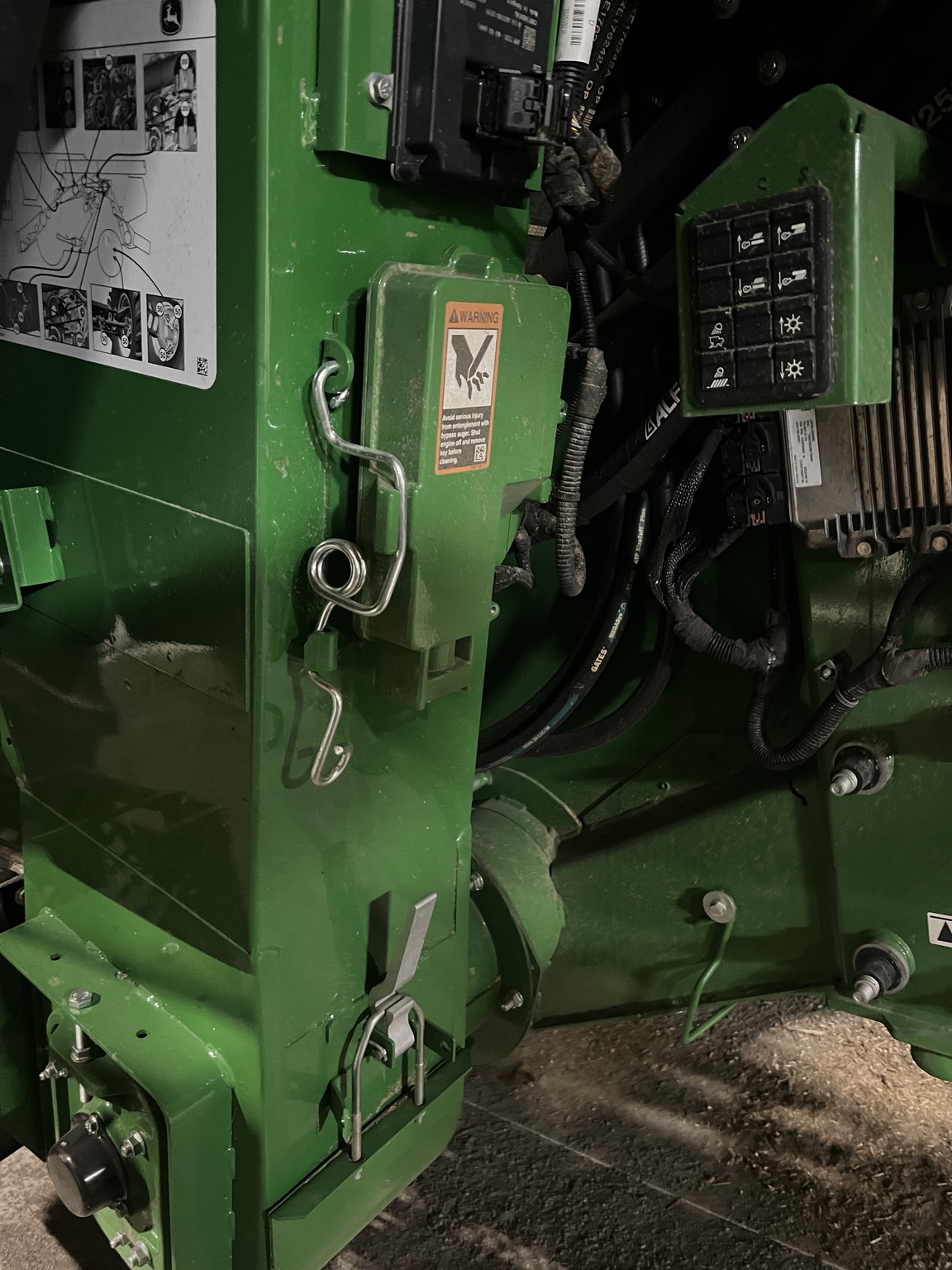 2023 John Deere X9 1000 Image 17