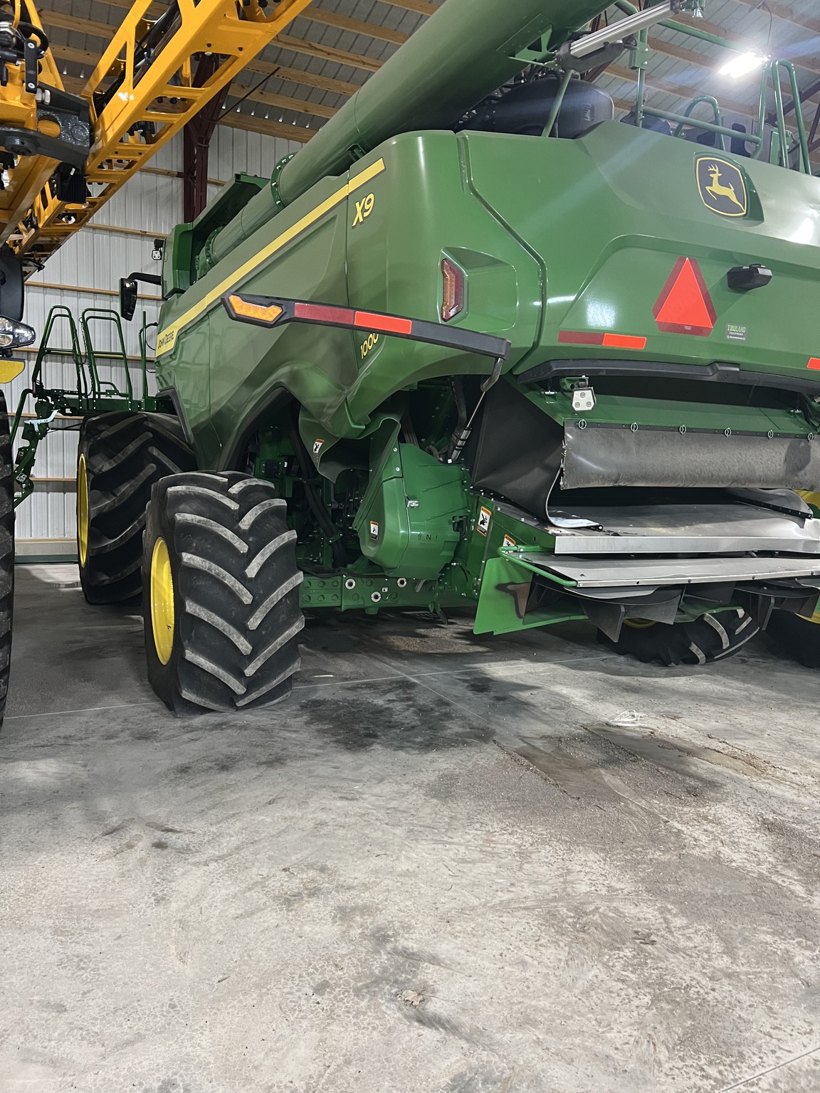2023 John Deere X9 1000 Image 4