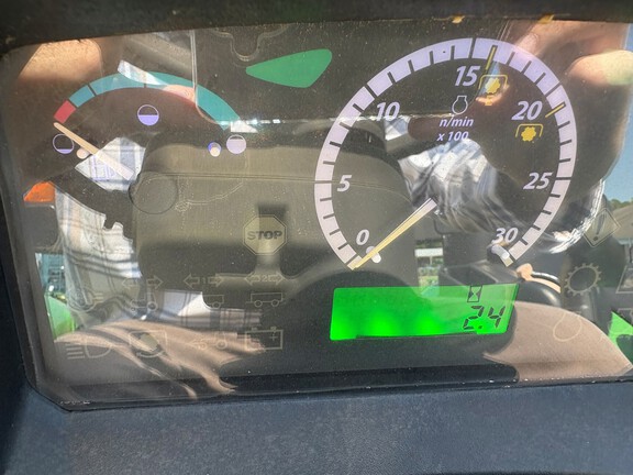 2021 John Deere 5065E Photo 5