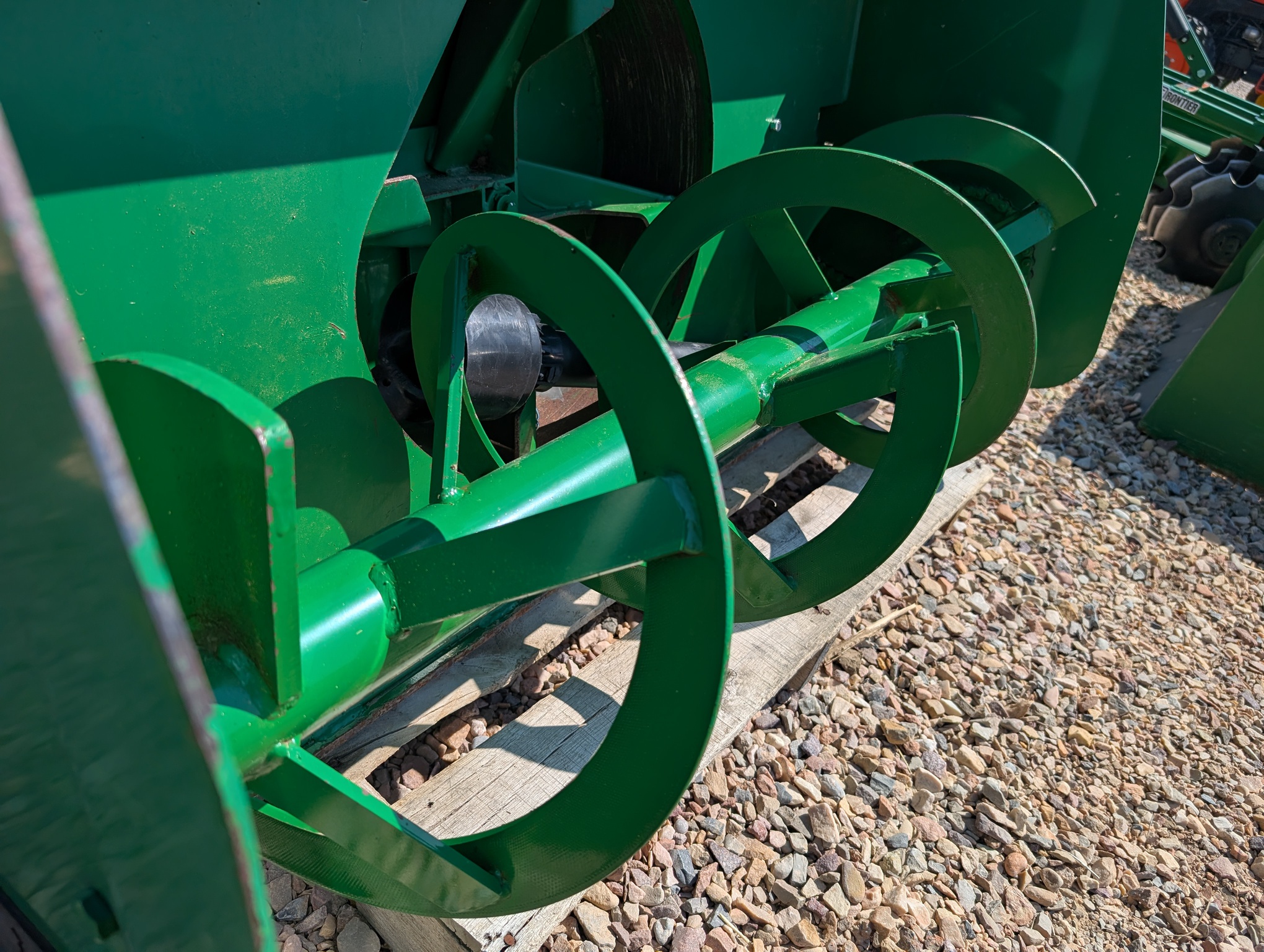 2017 Frontier SB1148 Image 10