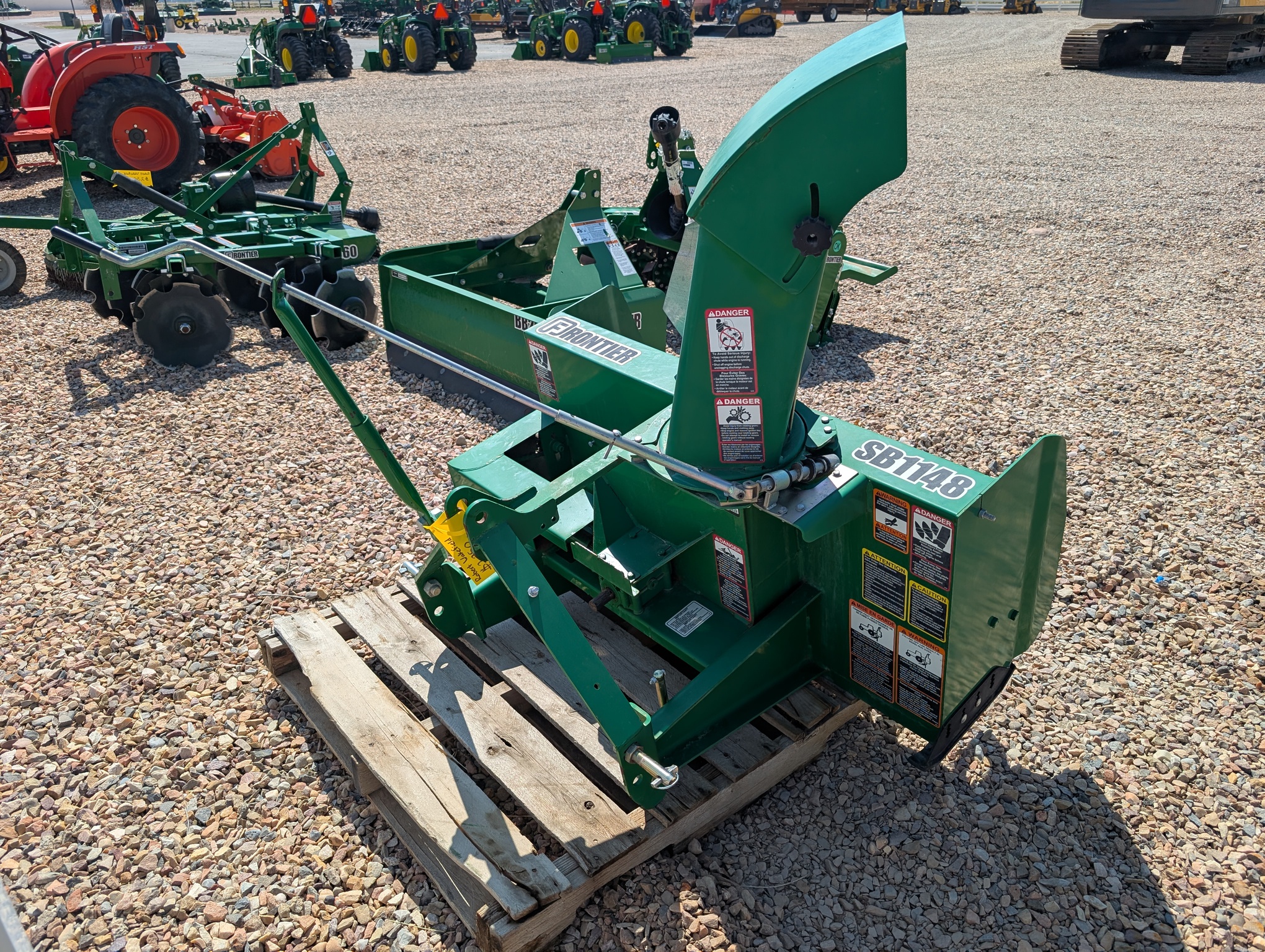 2017 Frontier SB1148 Image 6