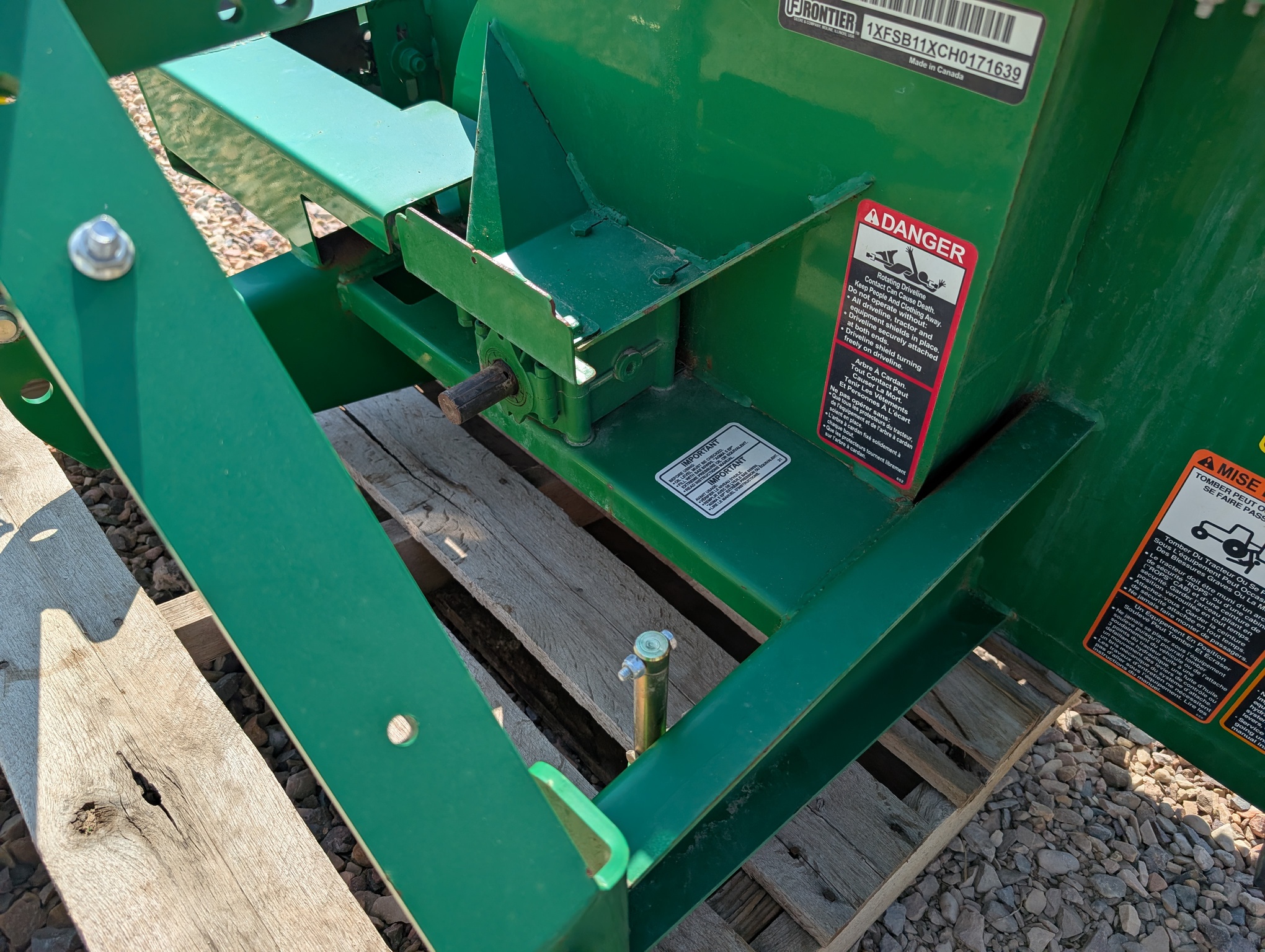 2017 Frontier SB1148 Image 13