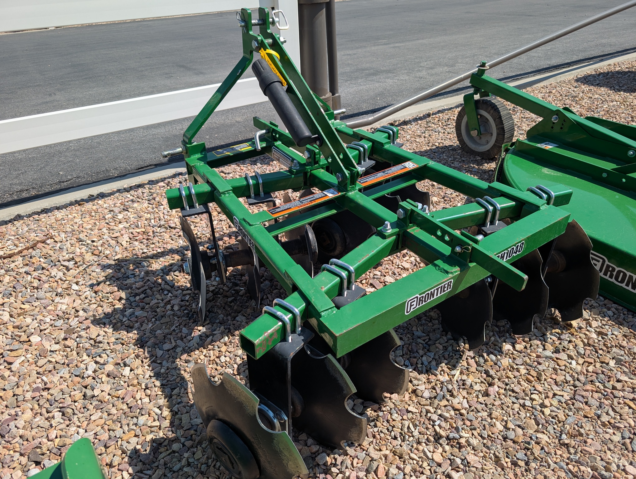 2018 Frontier DH1048 Image 6