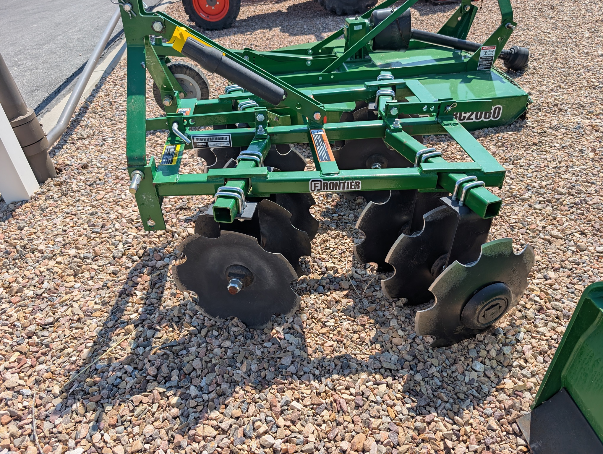 2018 Frontier DH1048 Image 7