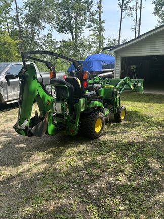 Photo of 2018 John Deere 1025R