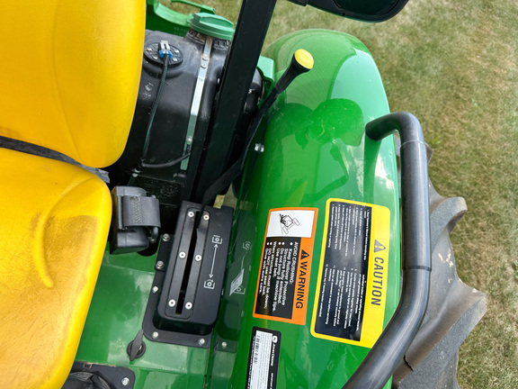 2023 John-Deere 5075E