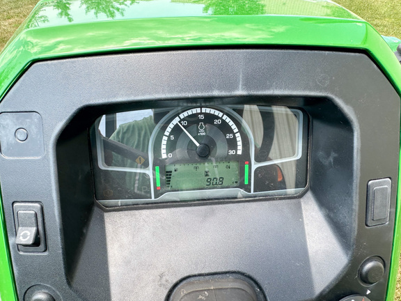 2023 John-Deere 5075E