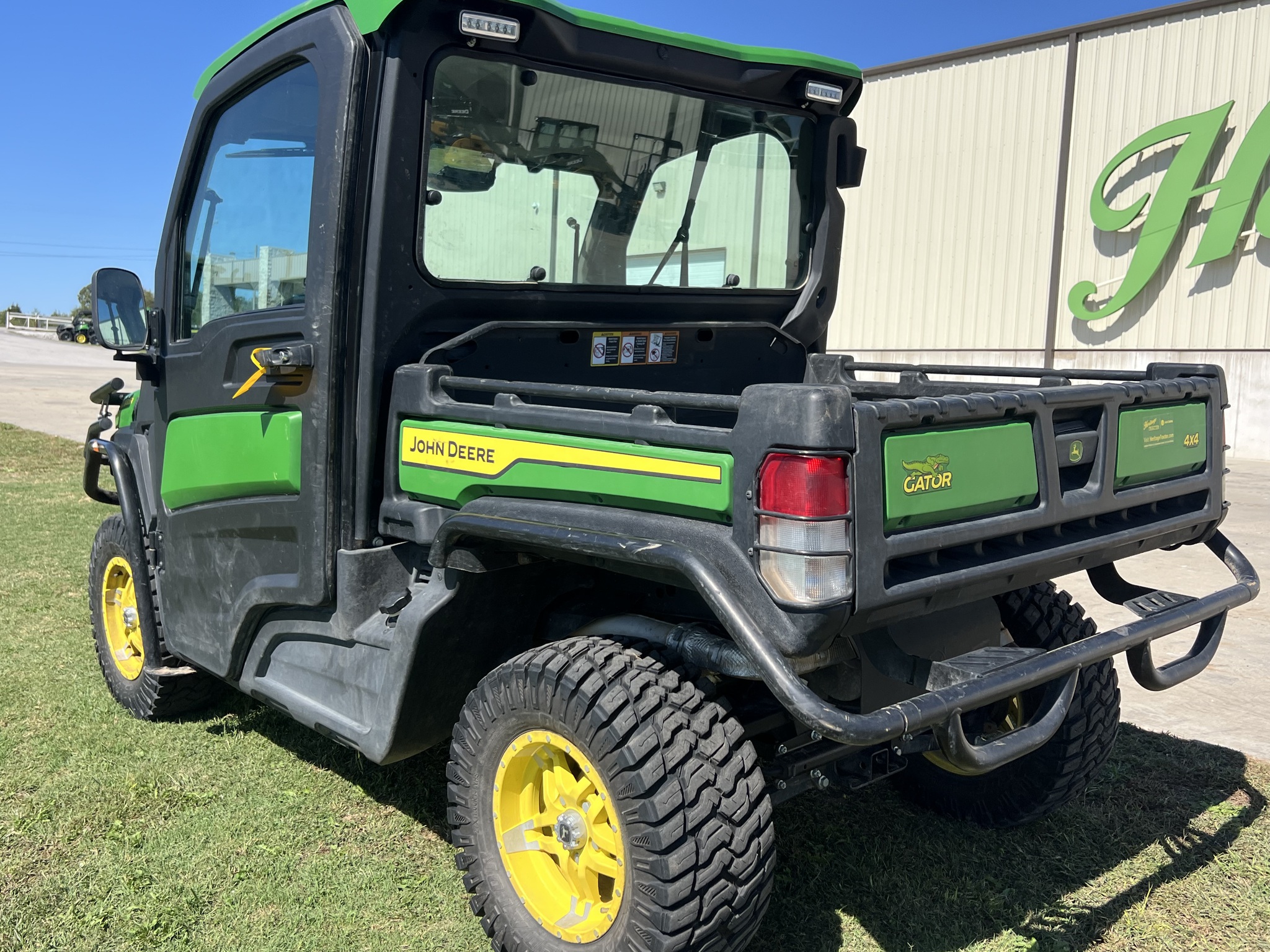  2024 John Deere XUV 835R at Heritage Tractor in Rogersville, MO