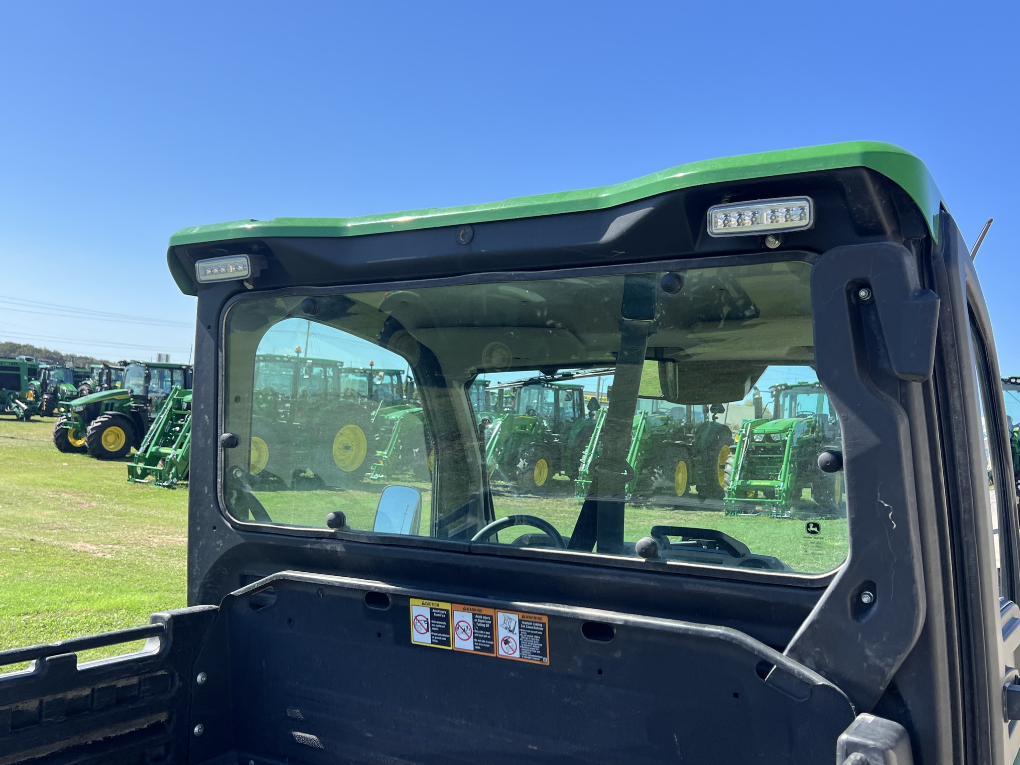  2024 John Deere XUV 835R at Heritage Tractor in Rogersville, MO