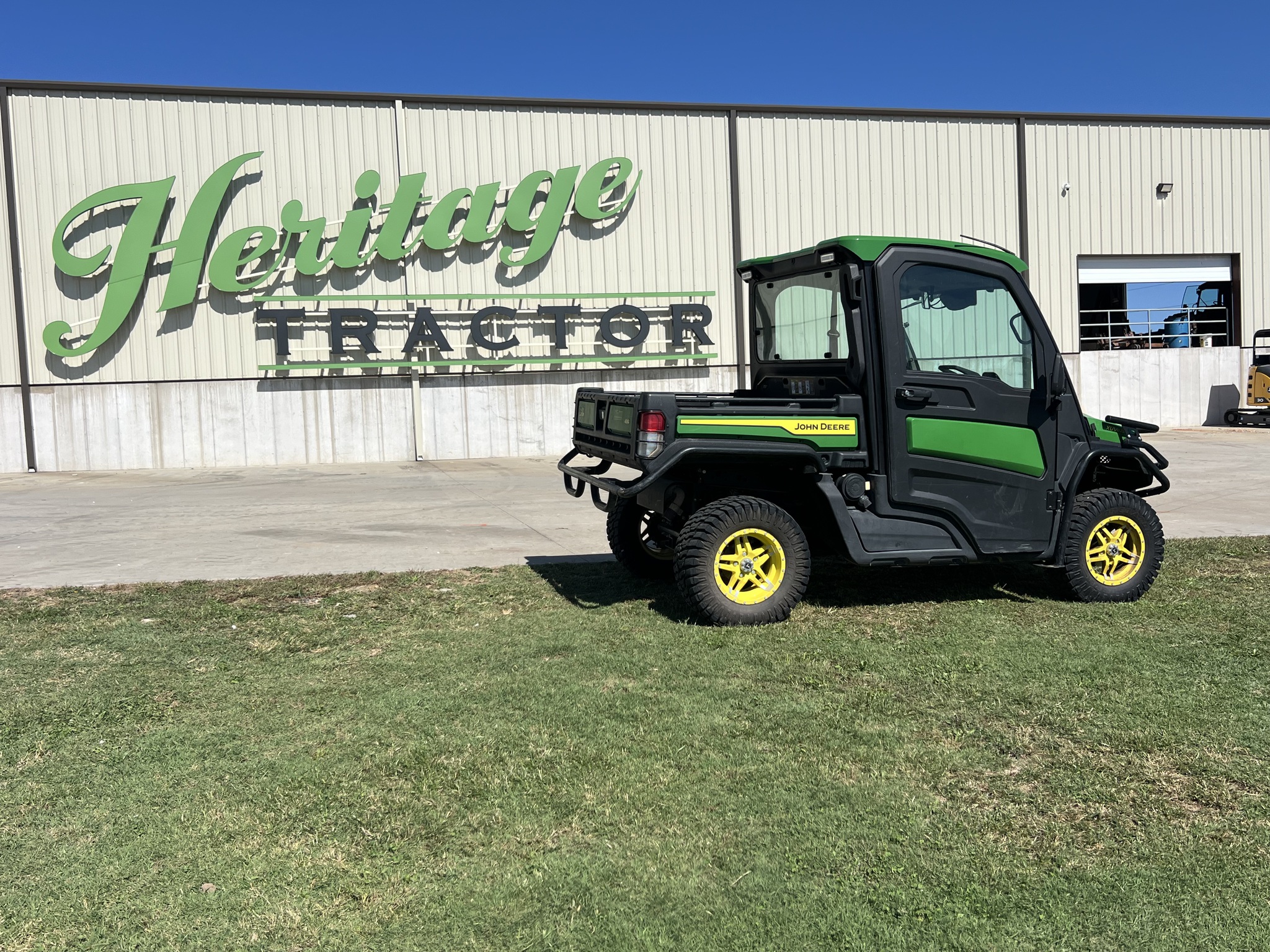  2024 John Deere XUV 835R at Heritage Tractor in Rogersville, MO