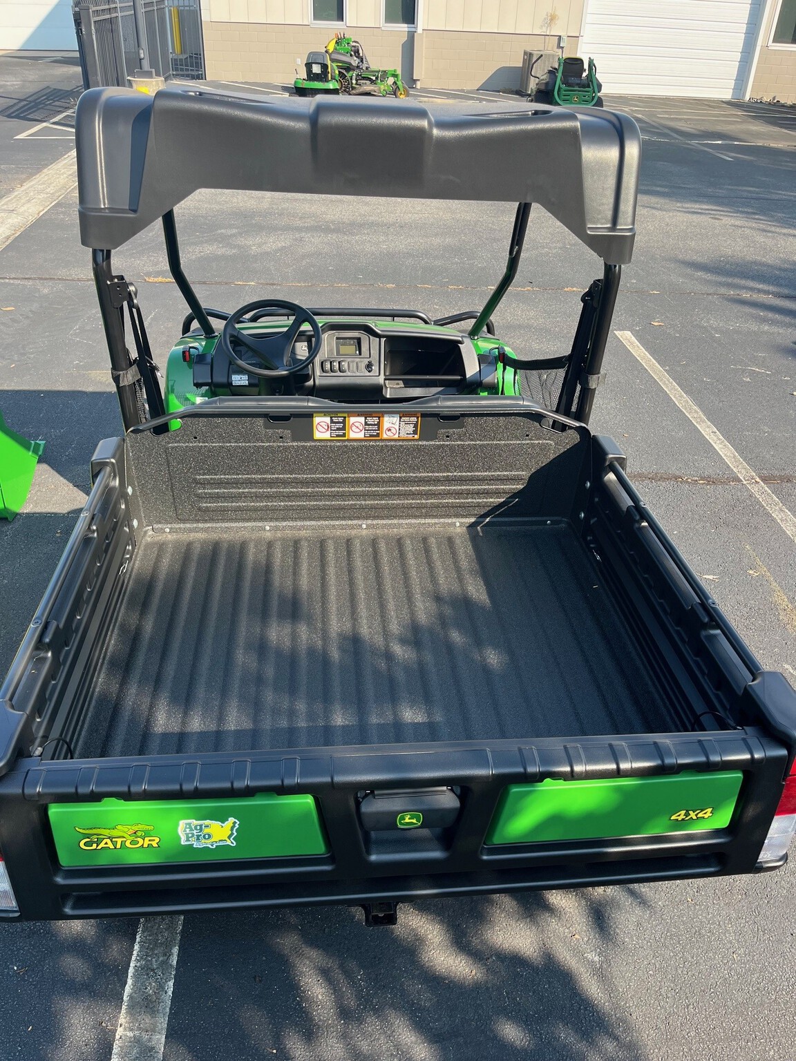 2025 John Deere HPX615E Image 6