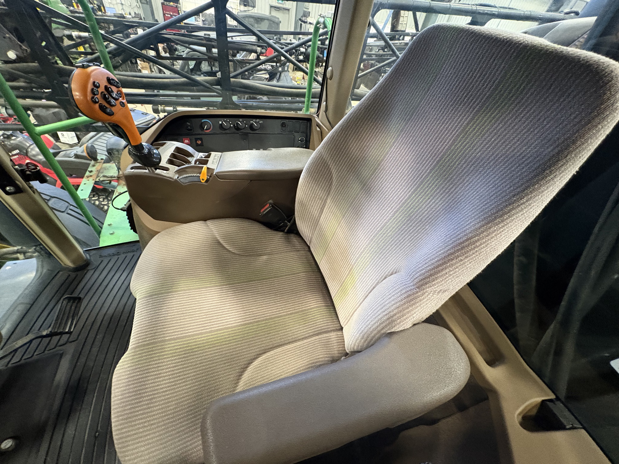 2009 John Deere 4730 Image 10