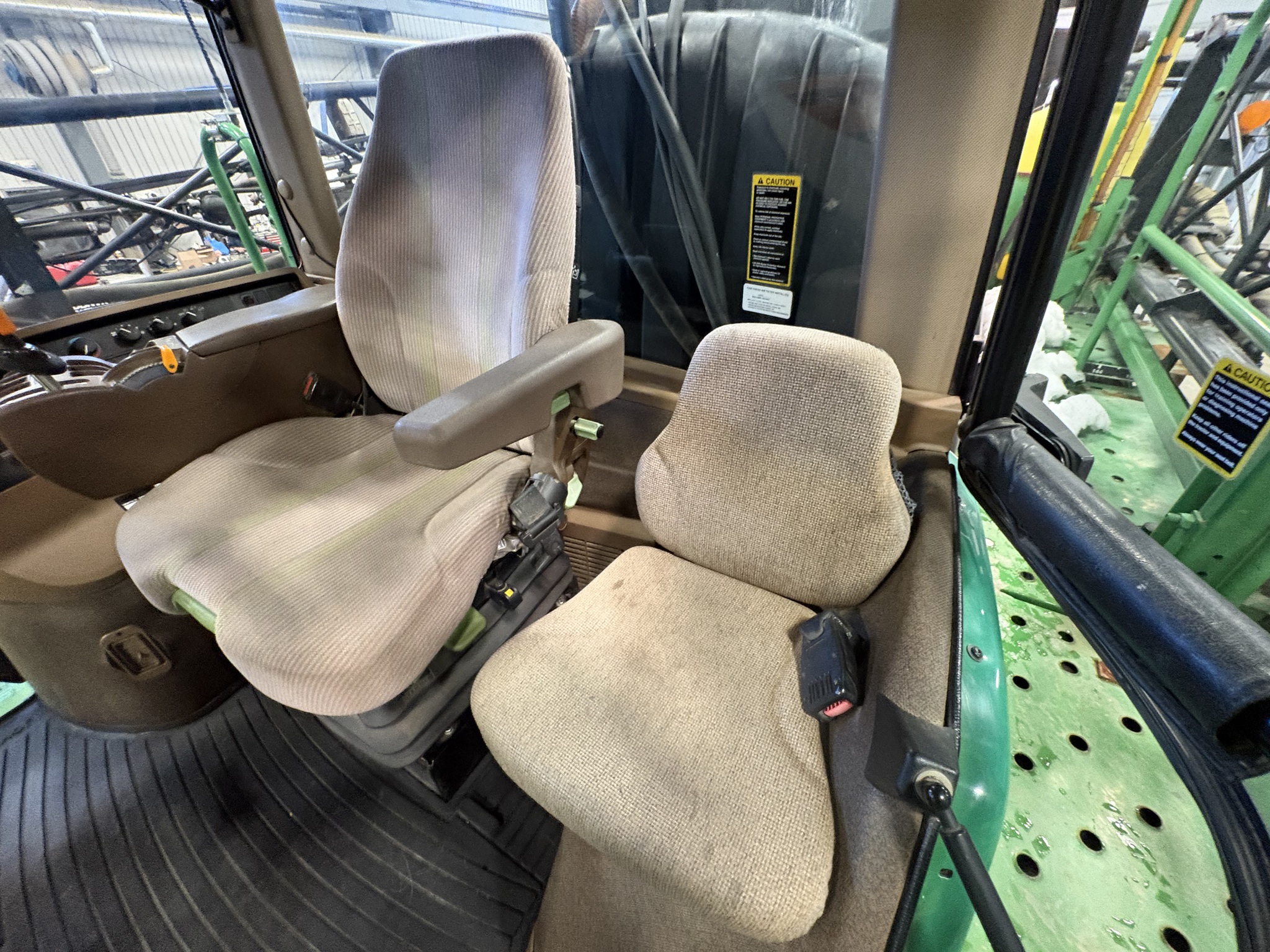 2009 John Deere 4730 Image 11