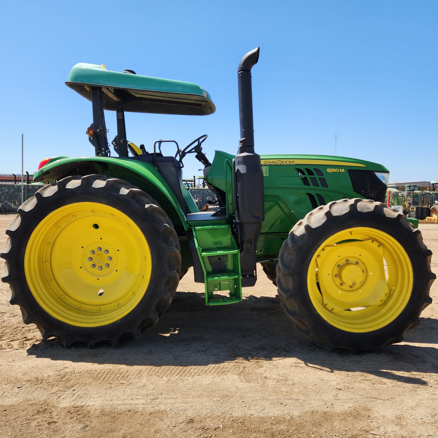 2019 John Deere 6130M Image 6