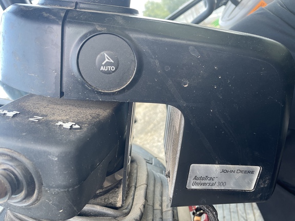 2022 John Deere 6120E Photo 6