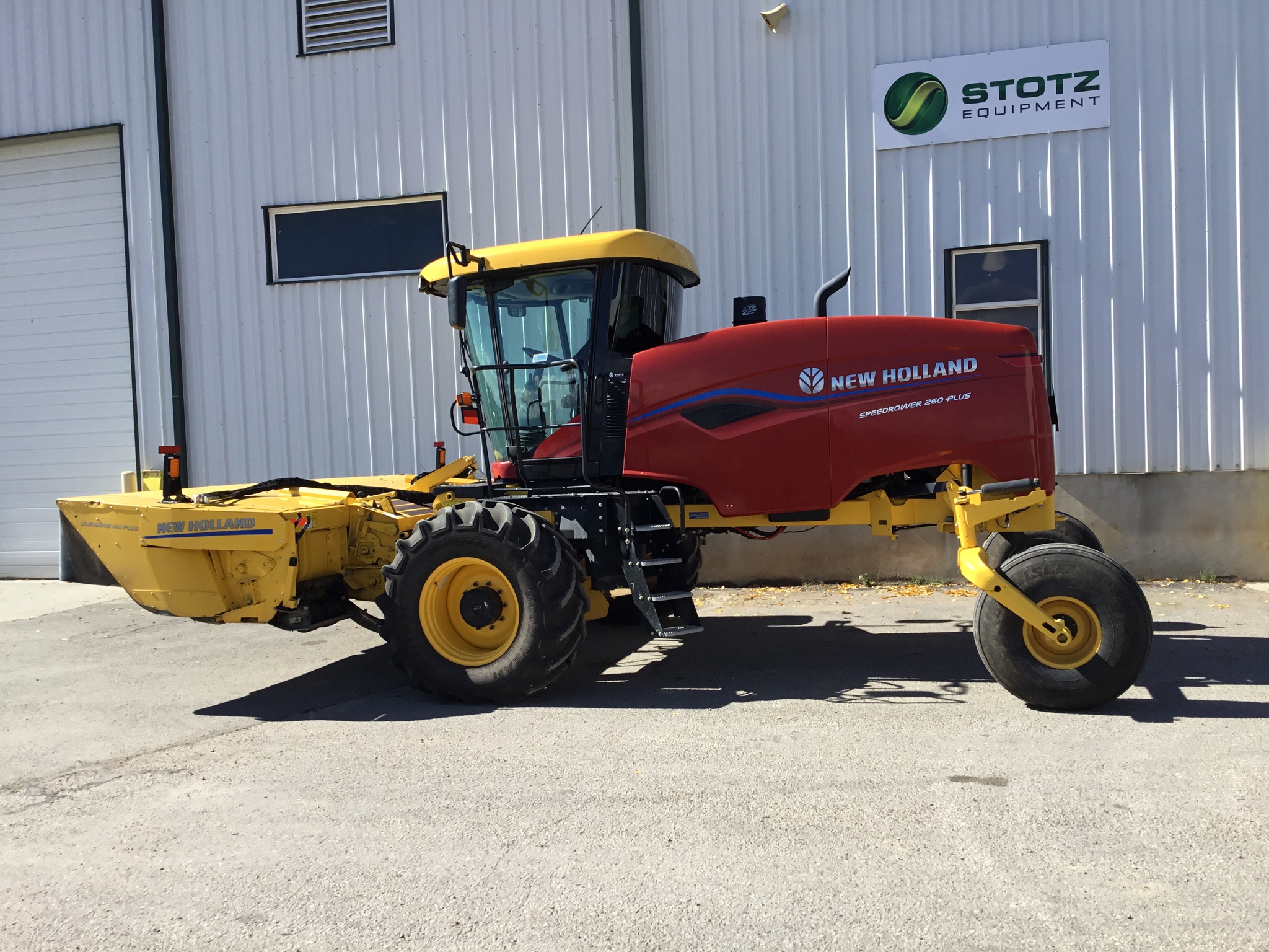 2024 New Holland Speedrower 260 Image 2