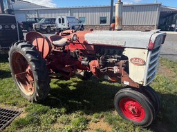 Tractor - Utility For Sale 1961 Farmall 240 , 31 HP