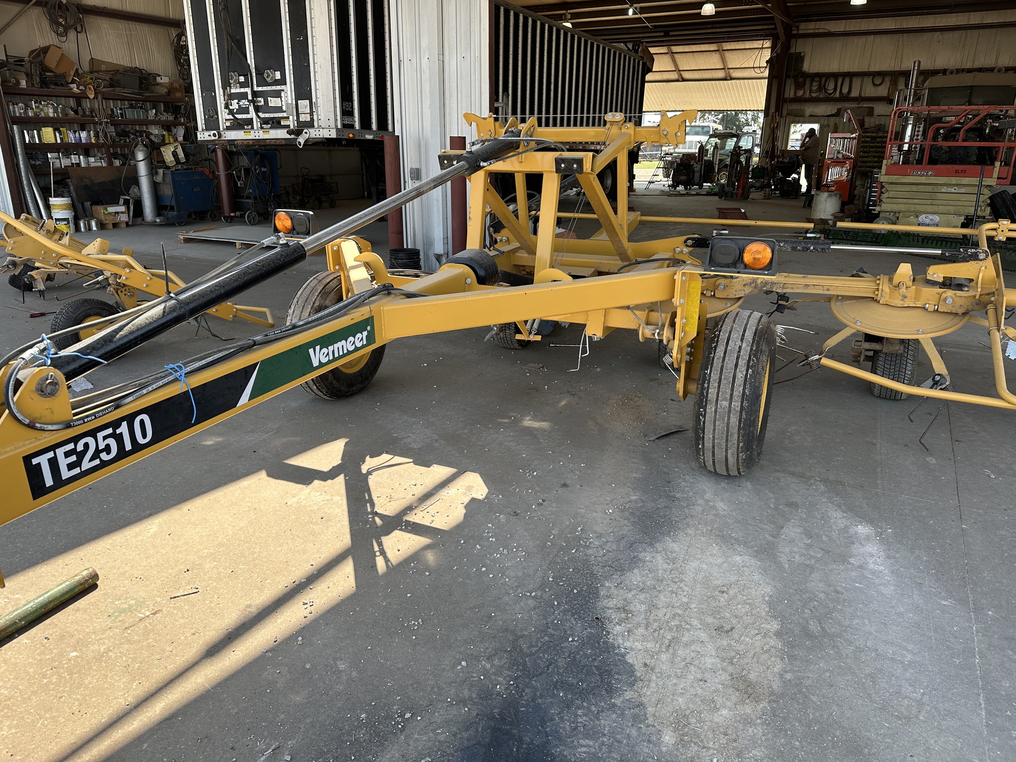  2023 Vermeer TE2510 at Heritage Tractor in Joplin, MO