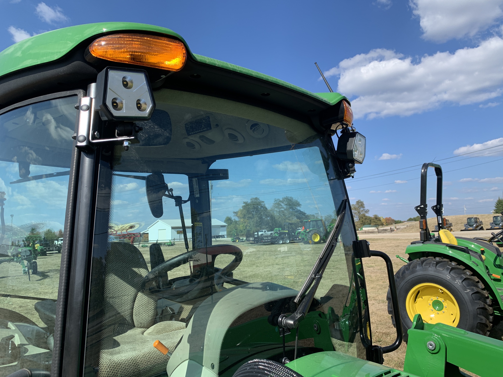 2025 John Deere 4066R Image 10