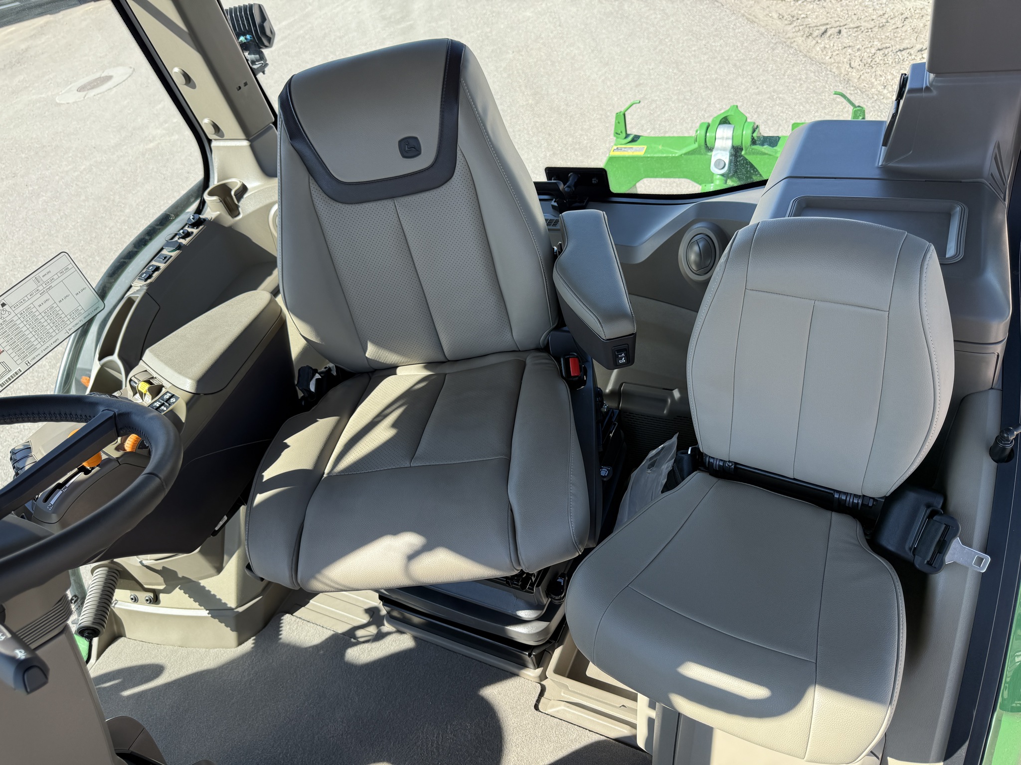 2024 John Deere 8RX 410 Image 13