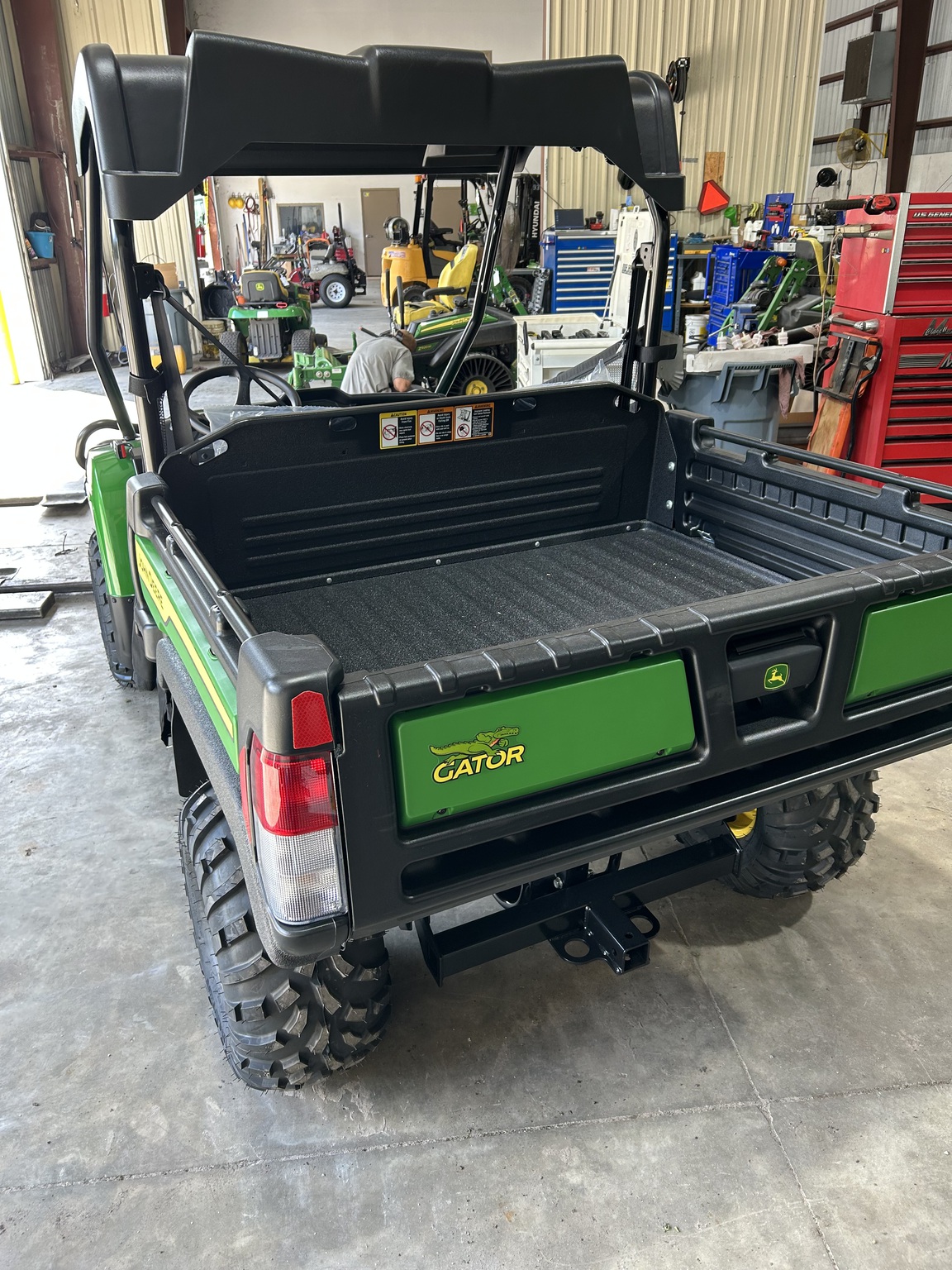 2025 John Deere HPX 815E Image 8