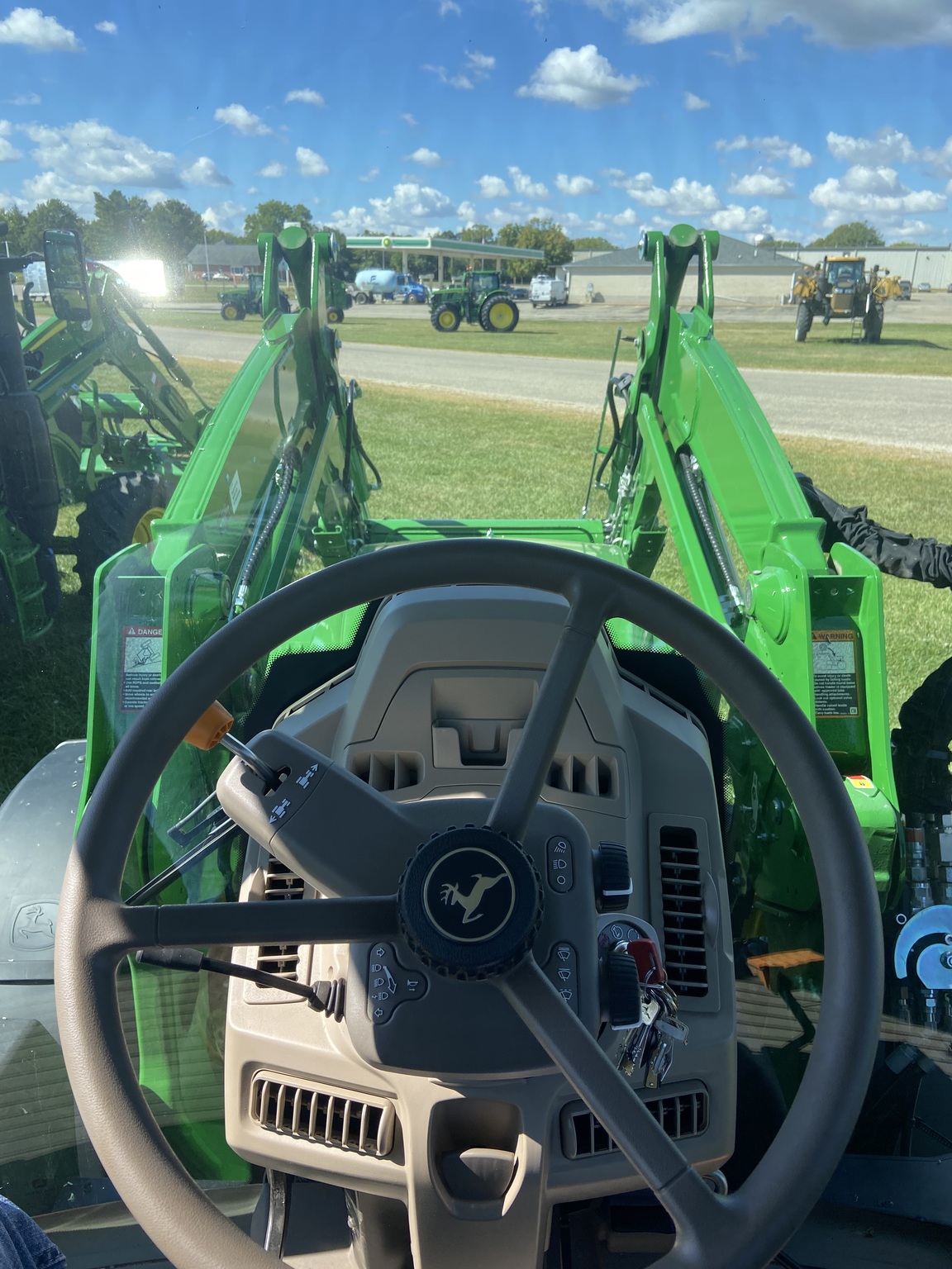  2024 John Deere 6130M at Heritage Tractor in Lacon, IL