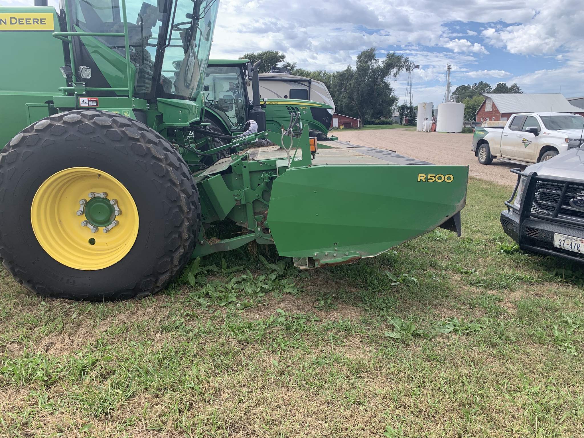 2024 John Deere W235R Image 5