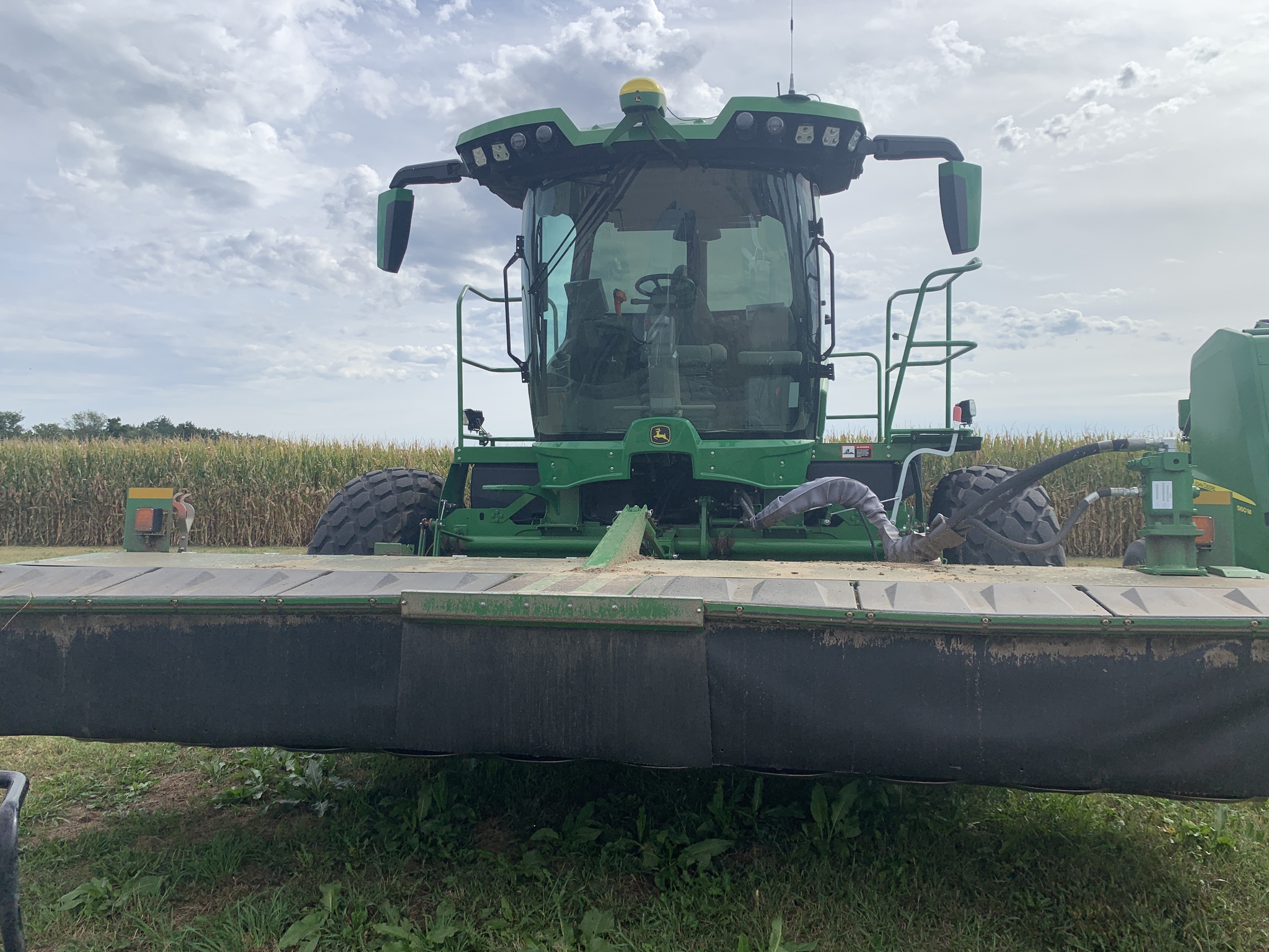 2024 John Deere W235R Image 1