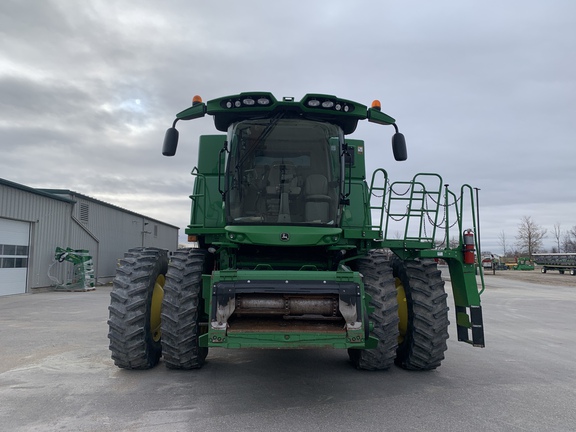 2014 John Deere S670 thumbnail 4