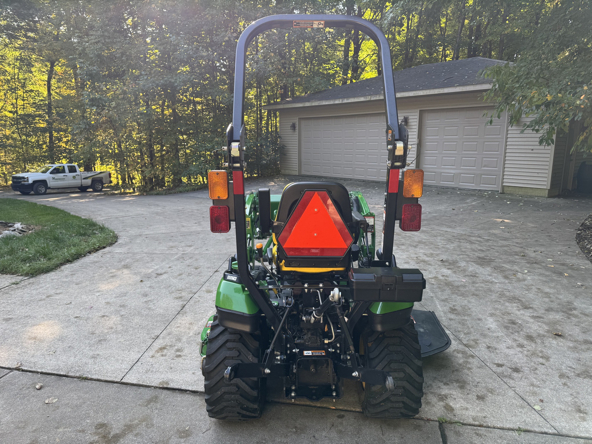 2019 John Deere 1025R Image 4