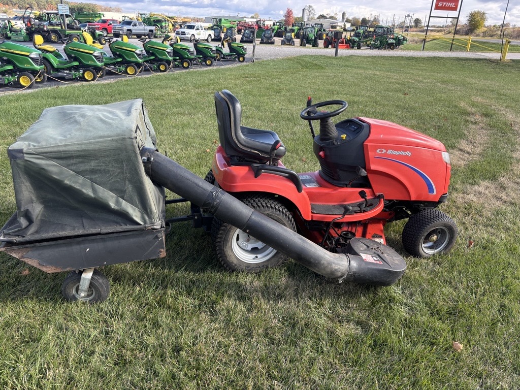 Simplicity Conquest 16H Image 2