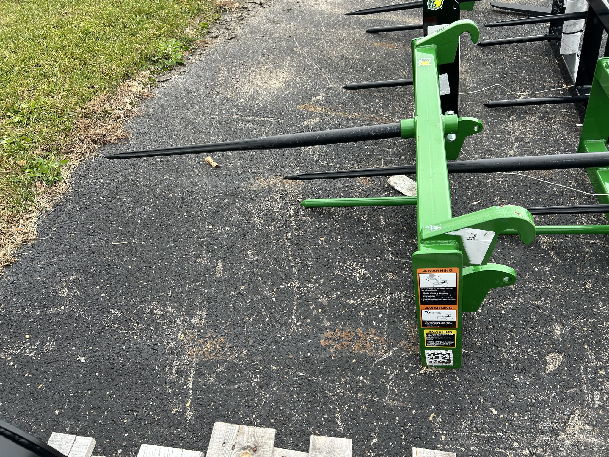 2025 Frontier AB11G Image 2