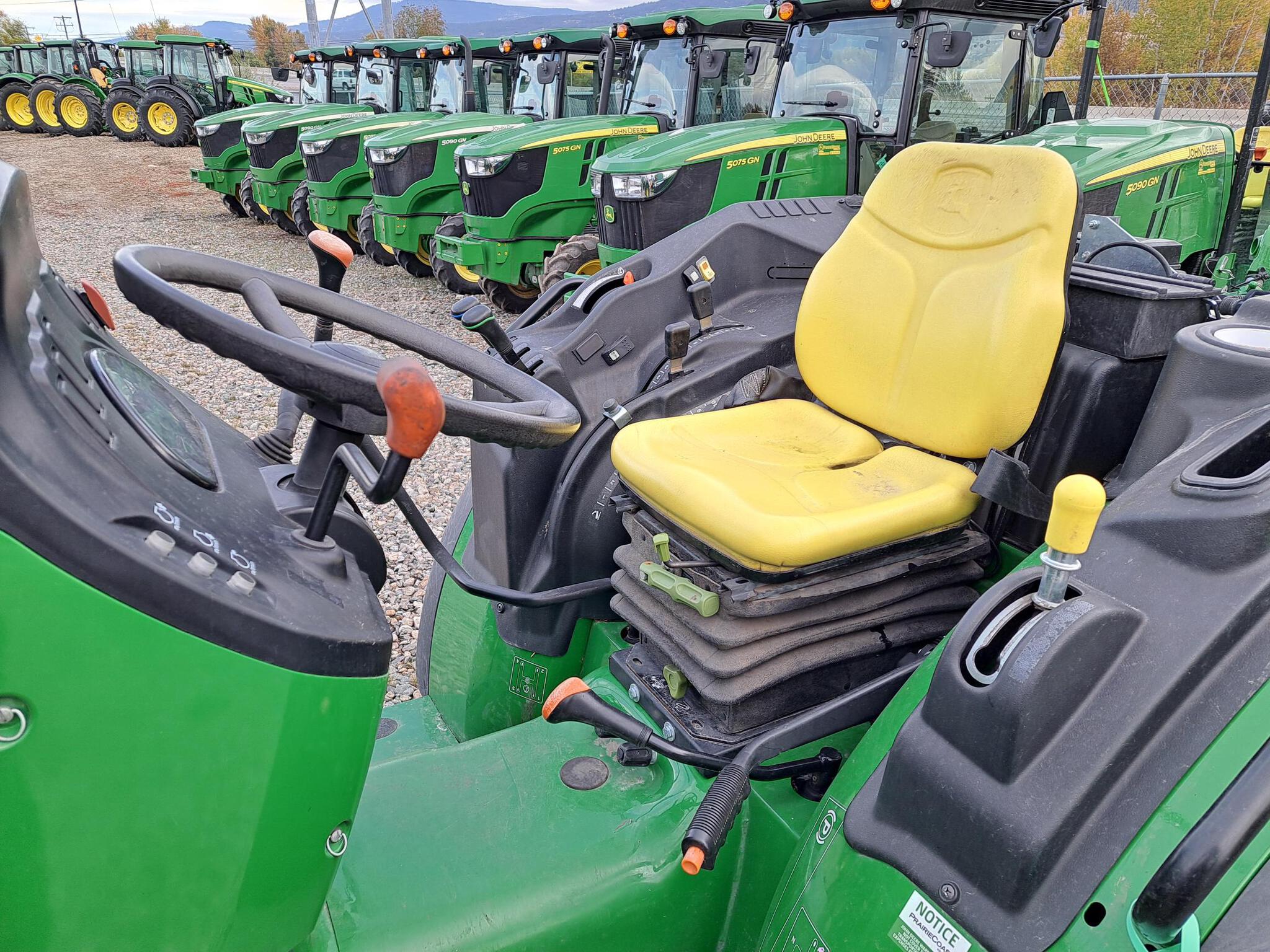 2023 John Deere 5090GN Image 5