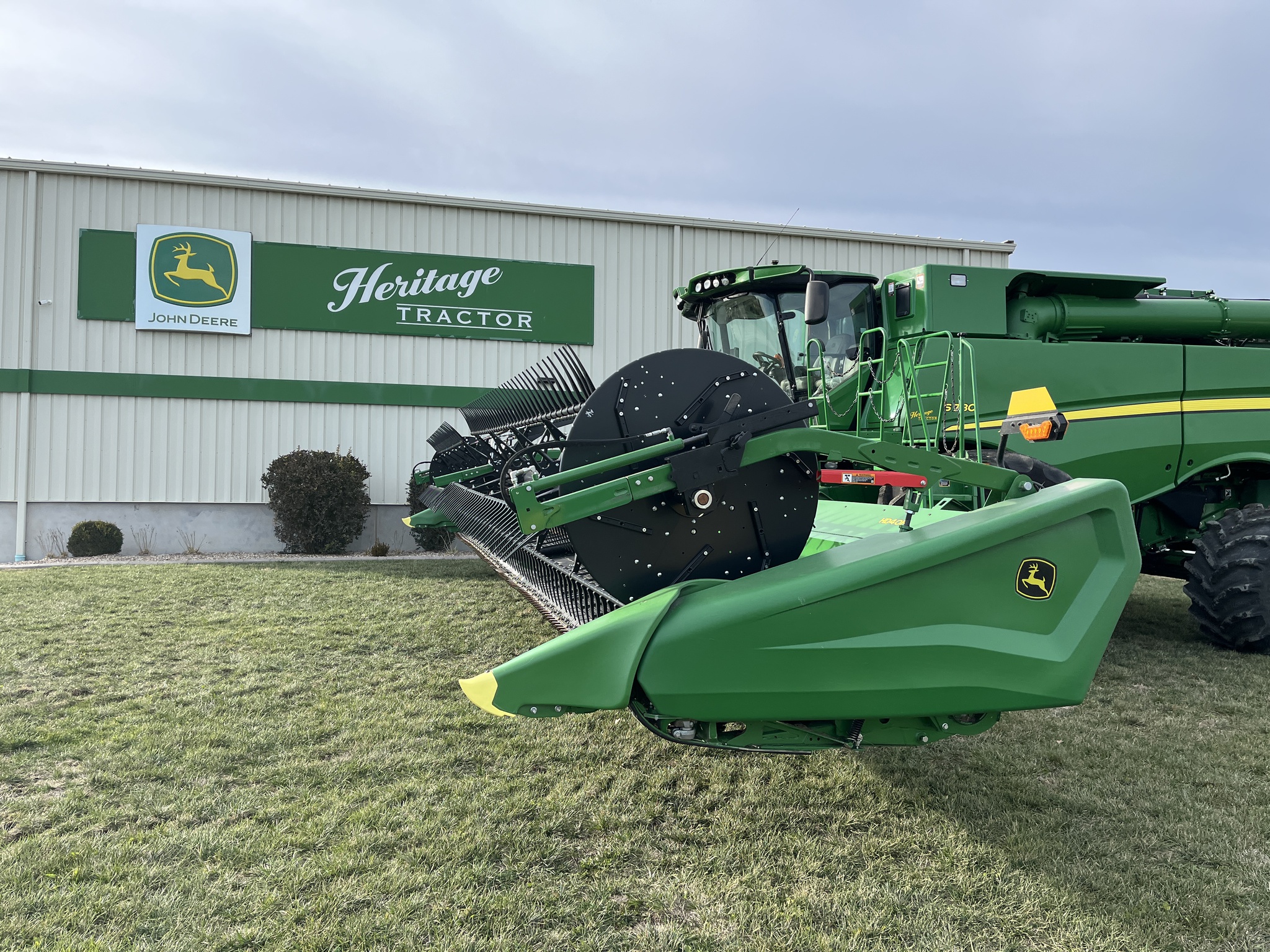  2024 John Deere HD40F at Heritage Tractor in Adrian, MO