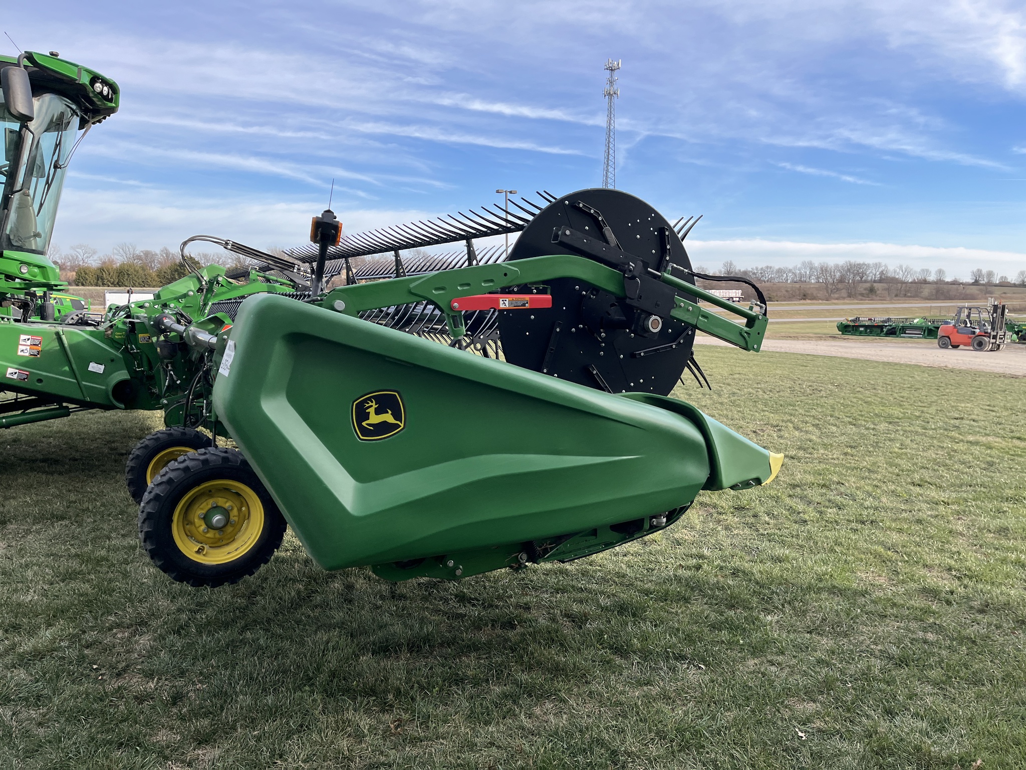  2024 John Deere HD40F at Heritage Tractor in Adrian, MO