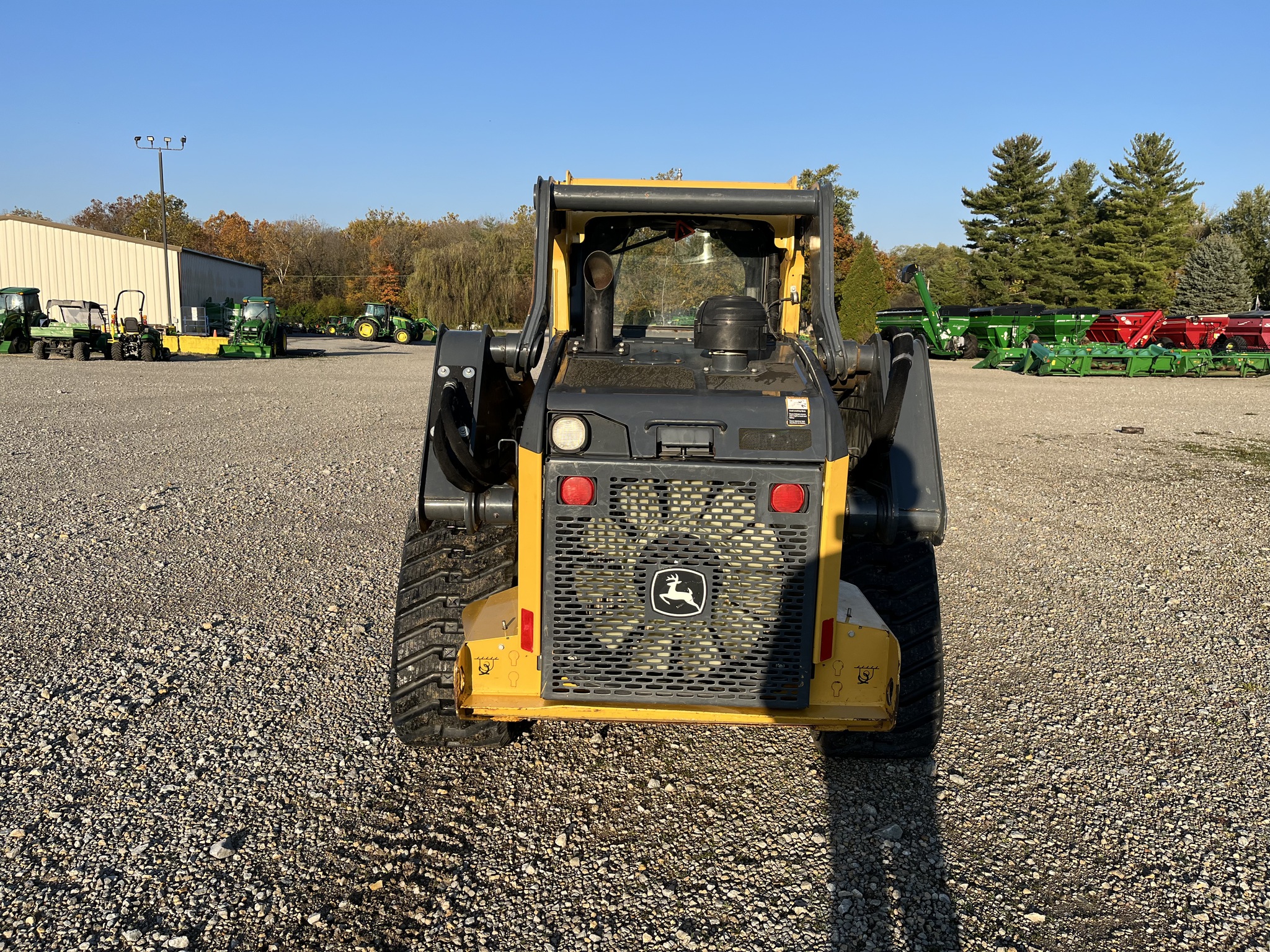 2019 John Deere 325G Image 3