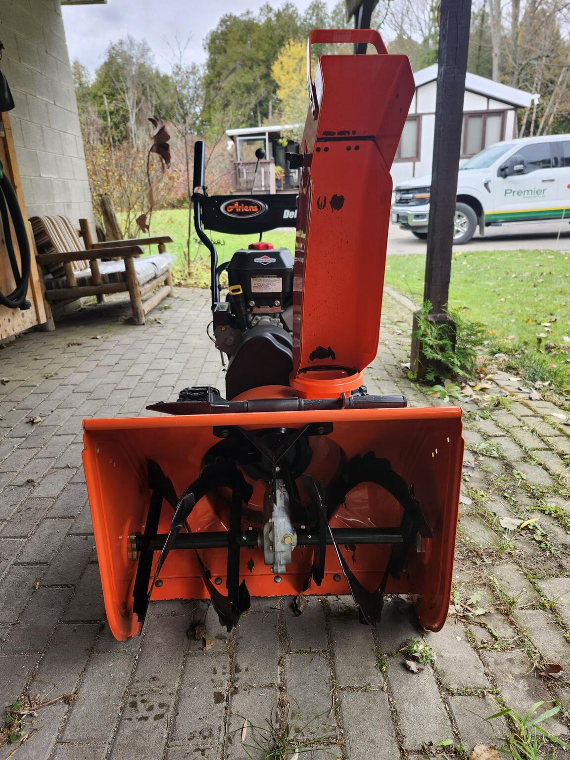 Ariens Deluxe 24 Image 2