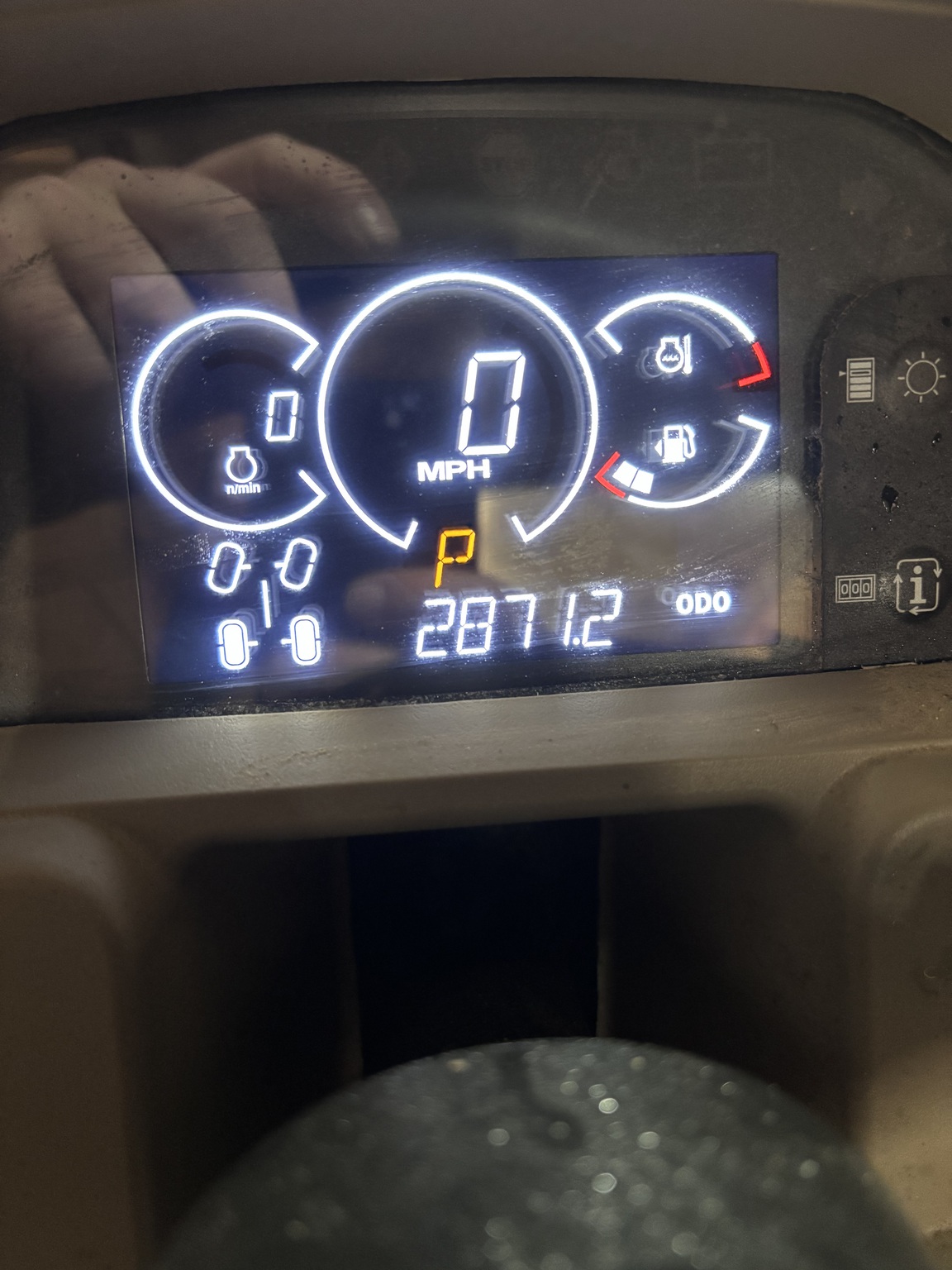 2023 John Deere 835R Image 8