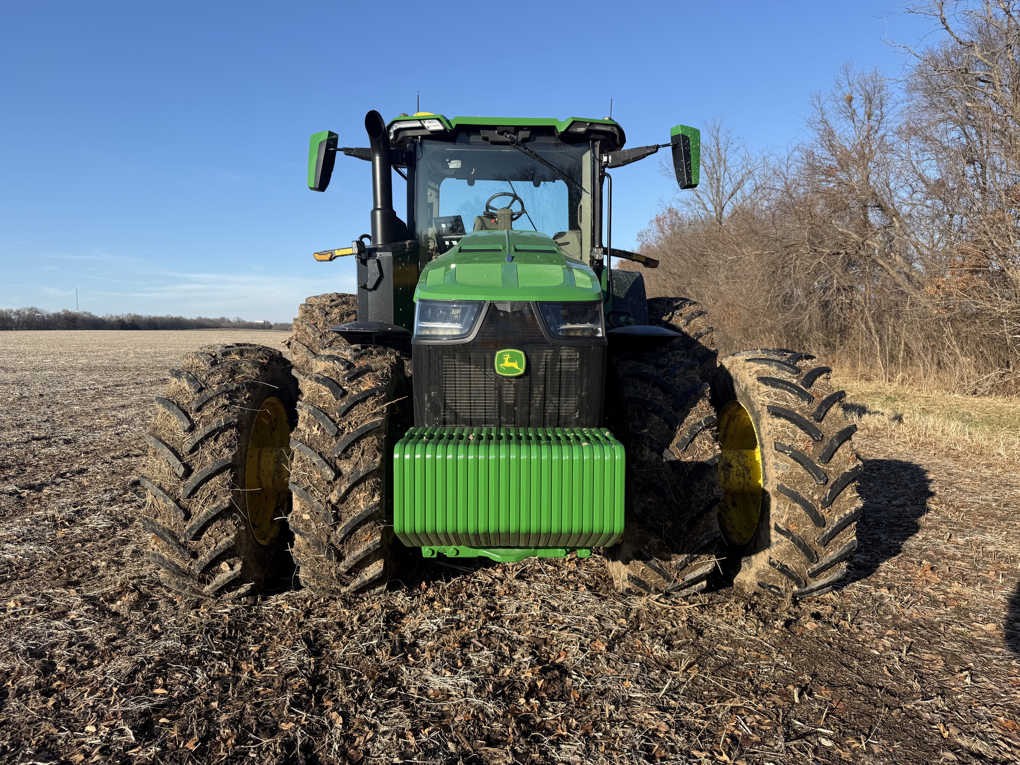  2025 John Deere 8R 340 at Heritage Tractor in Nevada, MO