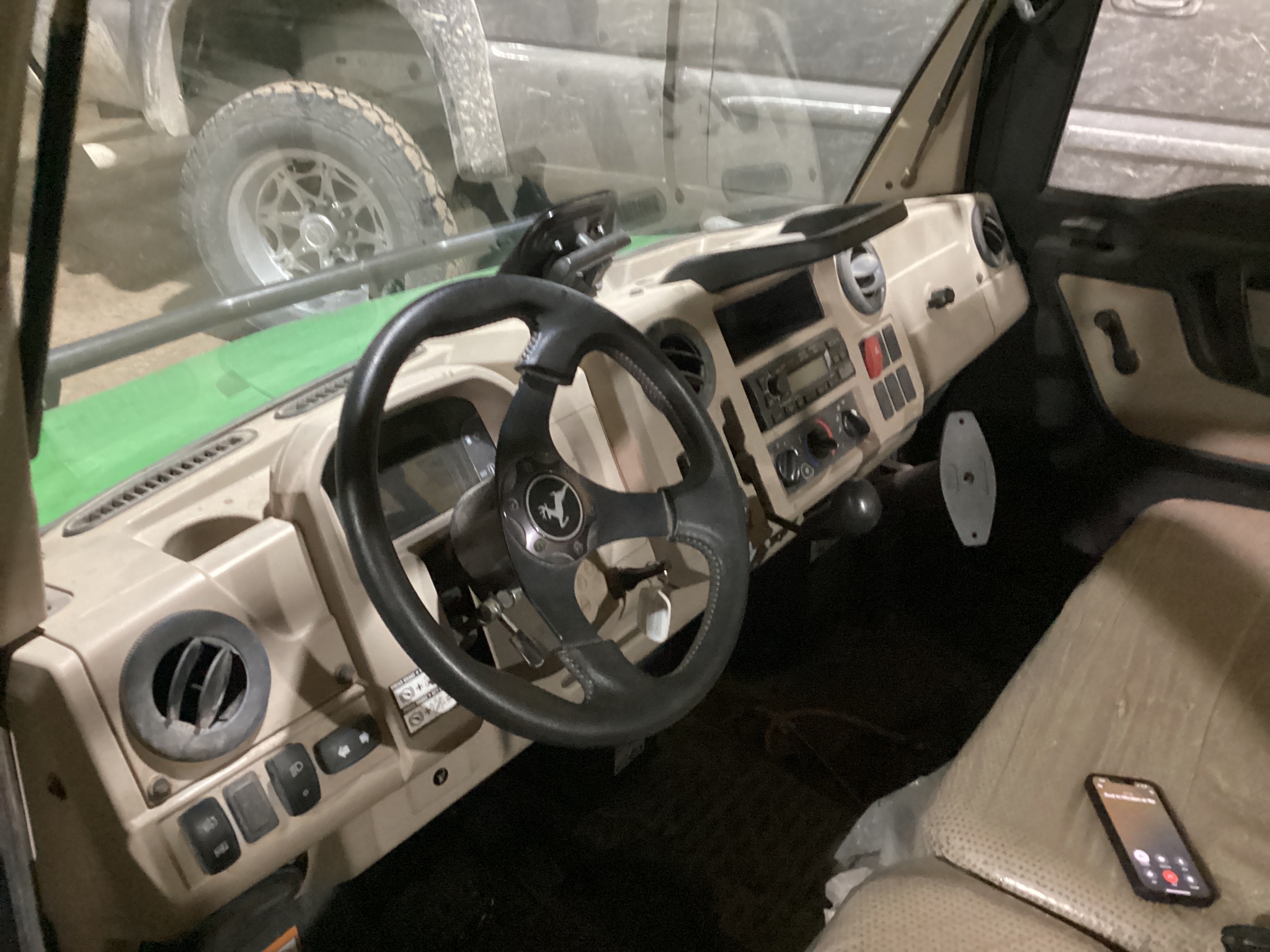 2021 John Deere XUV 835R Image 2