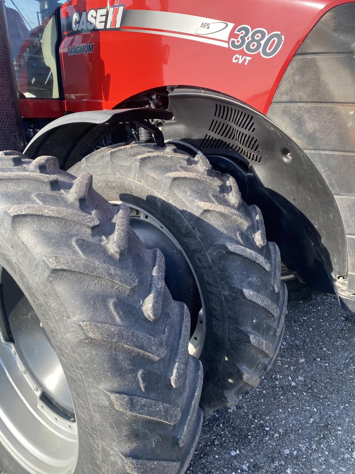 2014 Case IH Magnum 380 Image 2