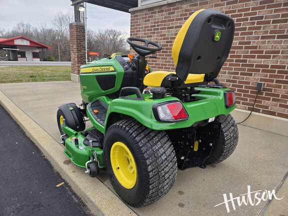 Photo of 2025 John Deere X730