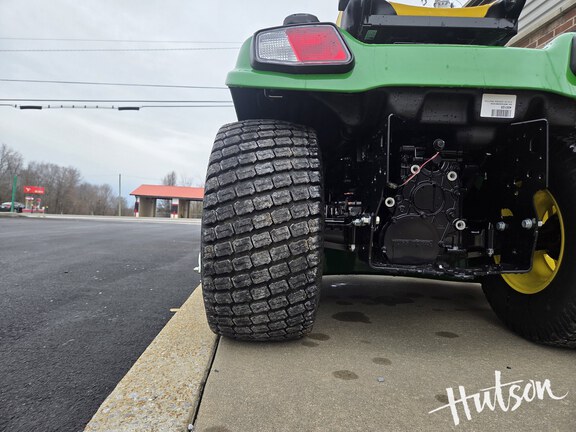 Photo of 2025 John Deere X730